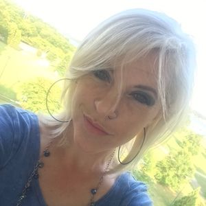 Meet your Posher, Kaila